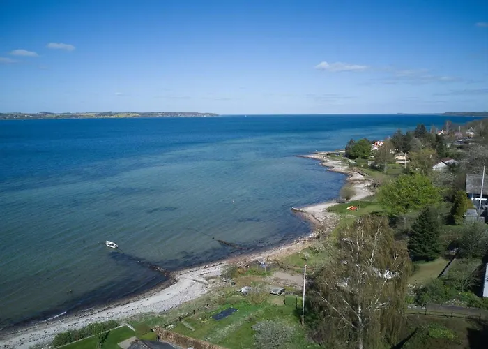 Hilde - 75m From The Sea By Interhome